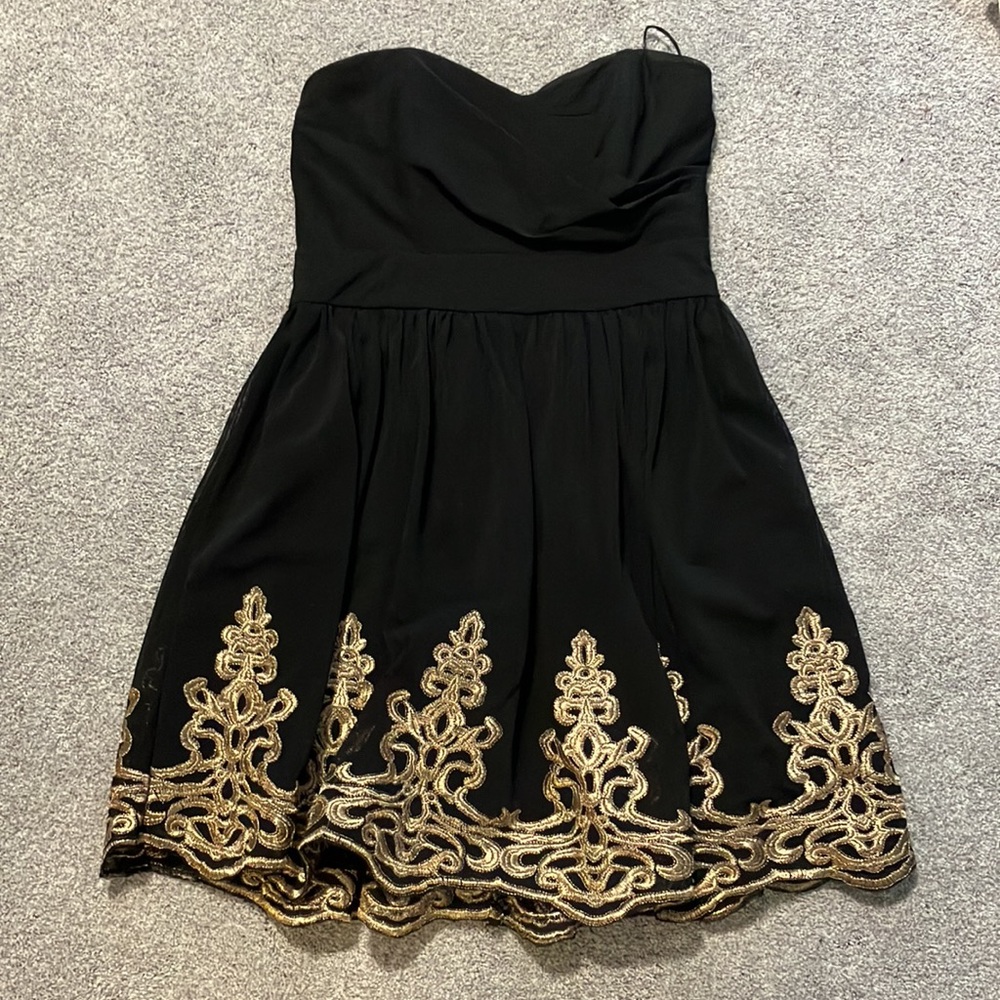 TFNC strapless prom dress